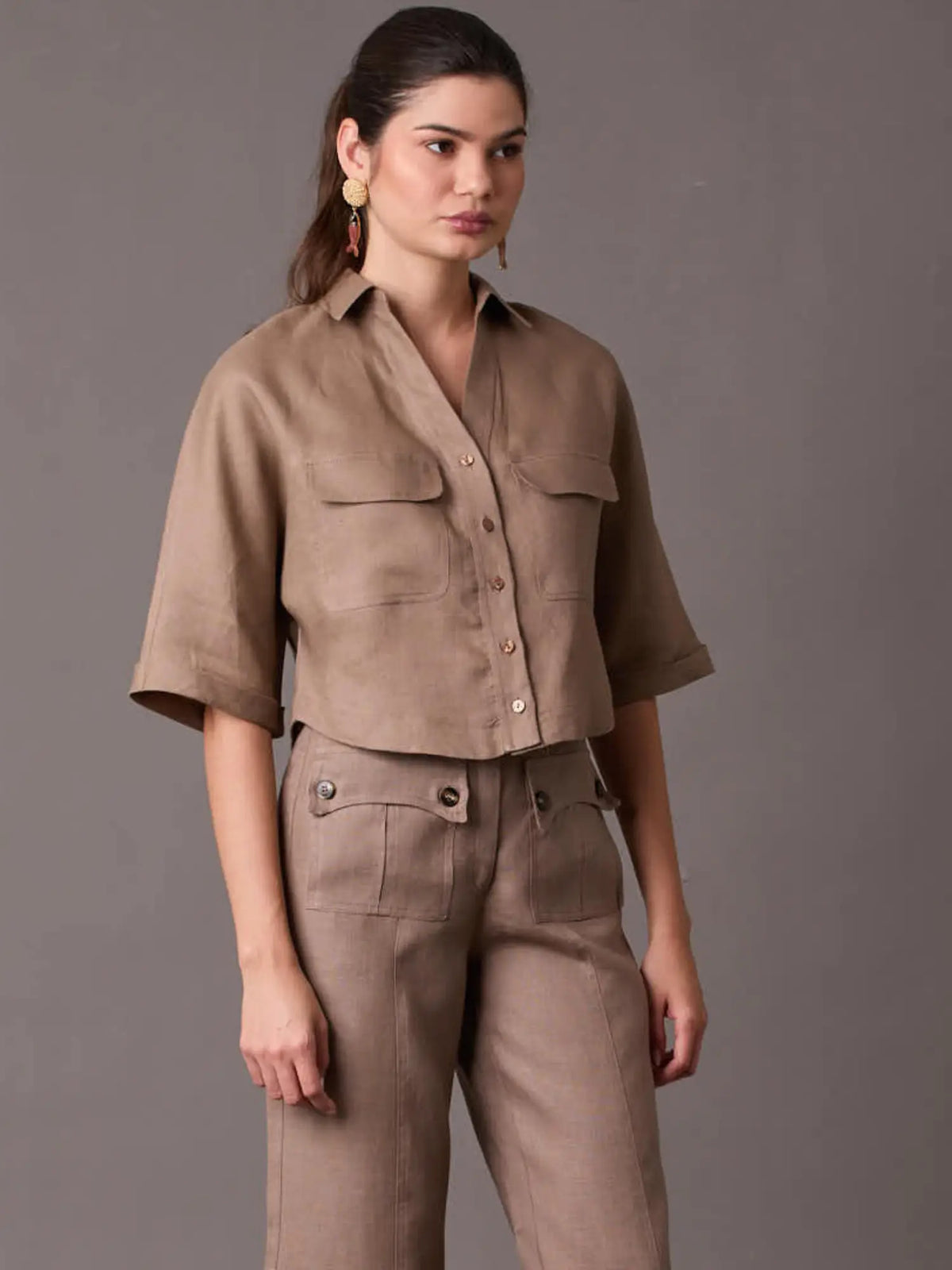 Blusa Govina Taupe