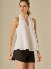 Blusa blanca Anell, ideal para un estilo casual o formal.