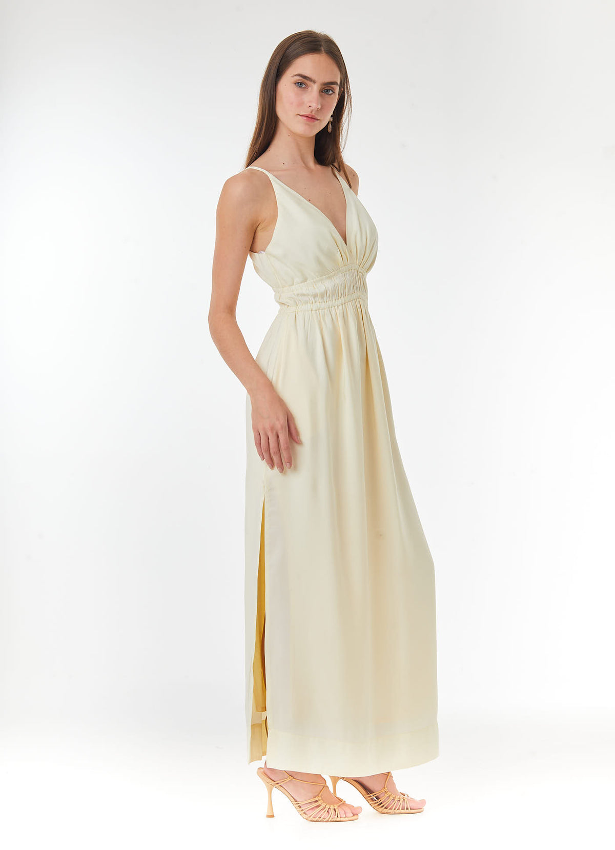 Vestido Limited