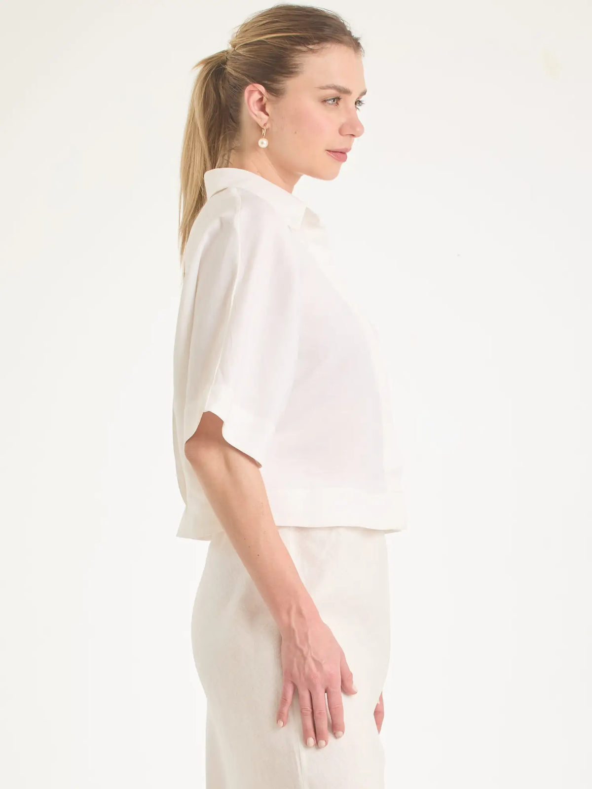 Blusa Genoveva Sand con manga ancha