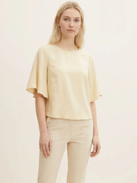 Blusa Venika Crema