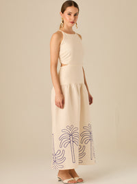 Vestido largo sin mangas con escote recto, aberturas laterales y detalle bordado en el bajo con motivos de inspiración natural. Su diseño limpio y femenino lo convierte en una opción ideal para un look sofisticado con un aire fresco y artesanal.

Detalles:

Color: Sand

Materia: 52% Lino 48% Rayon